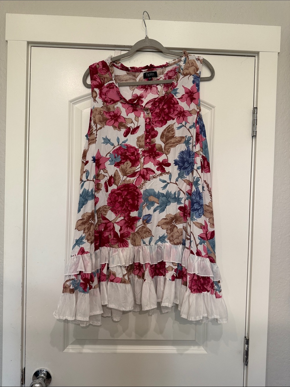 Papillon clothing ruffle dress